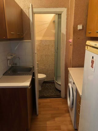 Продам 2х к. квартиру Коммунальний ринок, Нові будинки, Ньютона