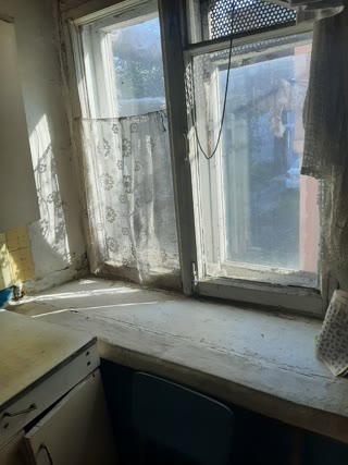 Продам 2 комнаты в коммунальной квартире в районе ЮЖД (на Гончаровке)