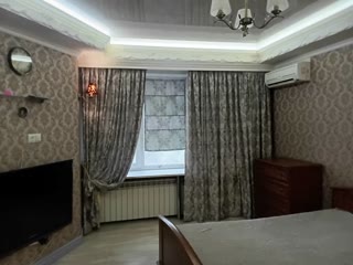 Продаж 2к квартири на Площі Премоги (проспект Берестейський)