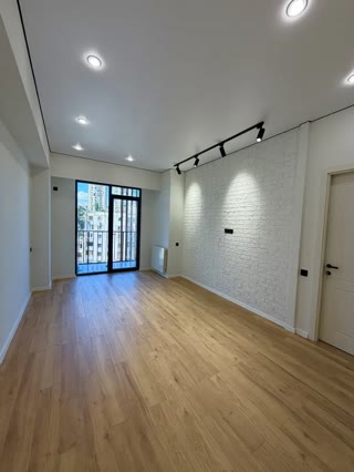 2-room apartment for sale in Apex complex