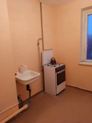 Продам 1 кімнатну квартиру в Лозовій