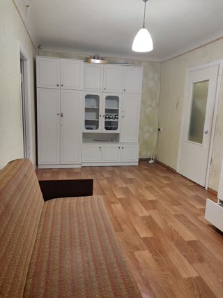 Продам 2х к квартиру поселок Жуковського