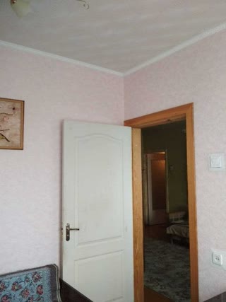 Продам, 4-х кімнатну квартиру біля ст.м. Студентська (Мавзолей) 3\9