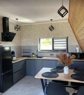 🏡 Продаж будинку / готового бізнесу в Східниці