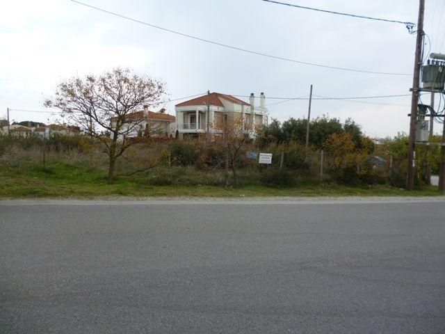 Участок 758 м²