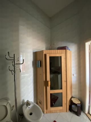 Продам 4к квартиру Центр