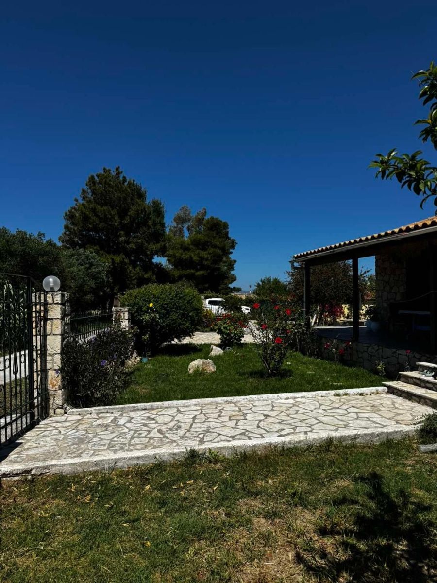 100 m² Detached House