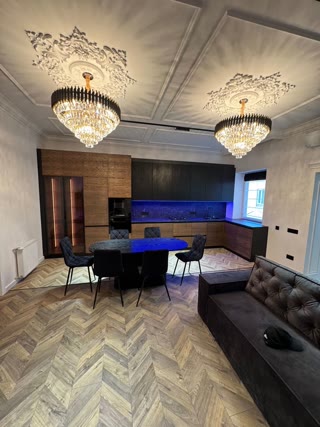 Оренда VIP 2-кімнатної квартири, центр Львова