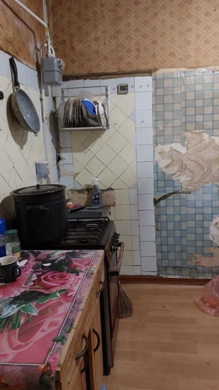 For Sale 2-room Apartment Heroes of Kharkiv