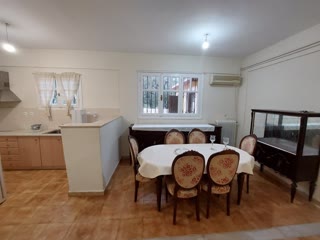 130 m² Apartment