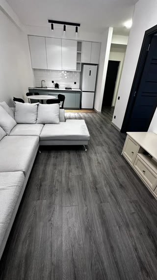 ქირავდება 2 ოთახიანი ბინა დიდუბეში