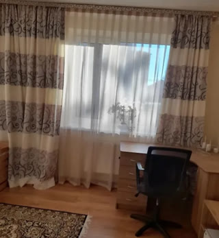 Продаж просторого будинку з великою ділянкою у Зимній Воді