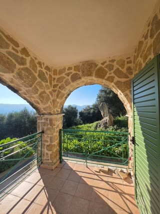 196 m² Villa