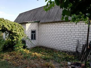 продається будинок в Ізюмі в районі зупинка стадіонна