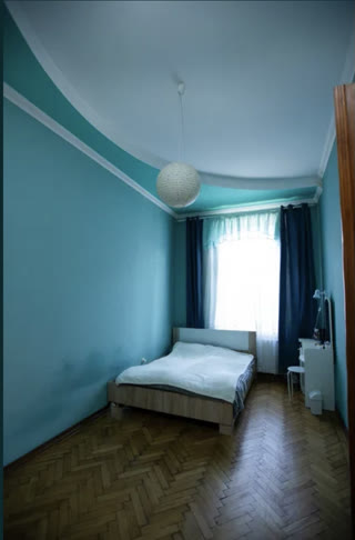 Продаж 2-кімнатної квартири по вул. Огієнка (ближній центр)