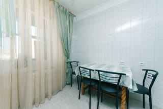 Sale of a 2-room apartment on Polovetska Street, metro Lukyanivska