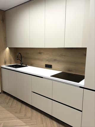 Продаж 2-кімнатної квартири в ЖК Варшавський біля ТРЦ Ретровіль
