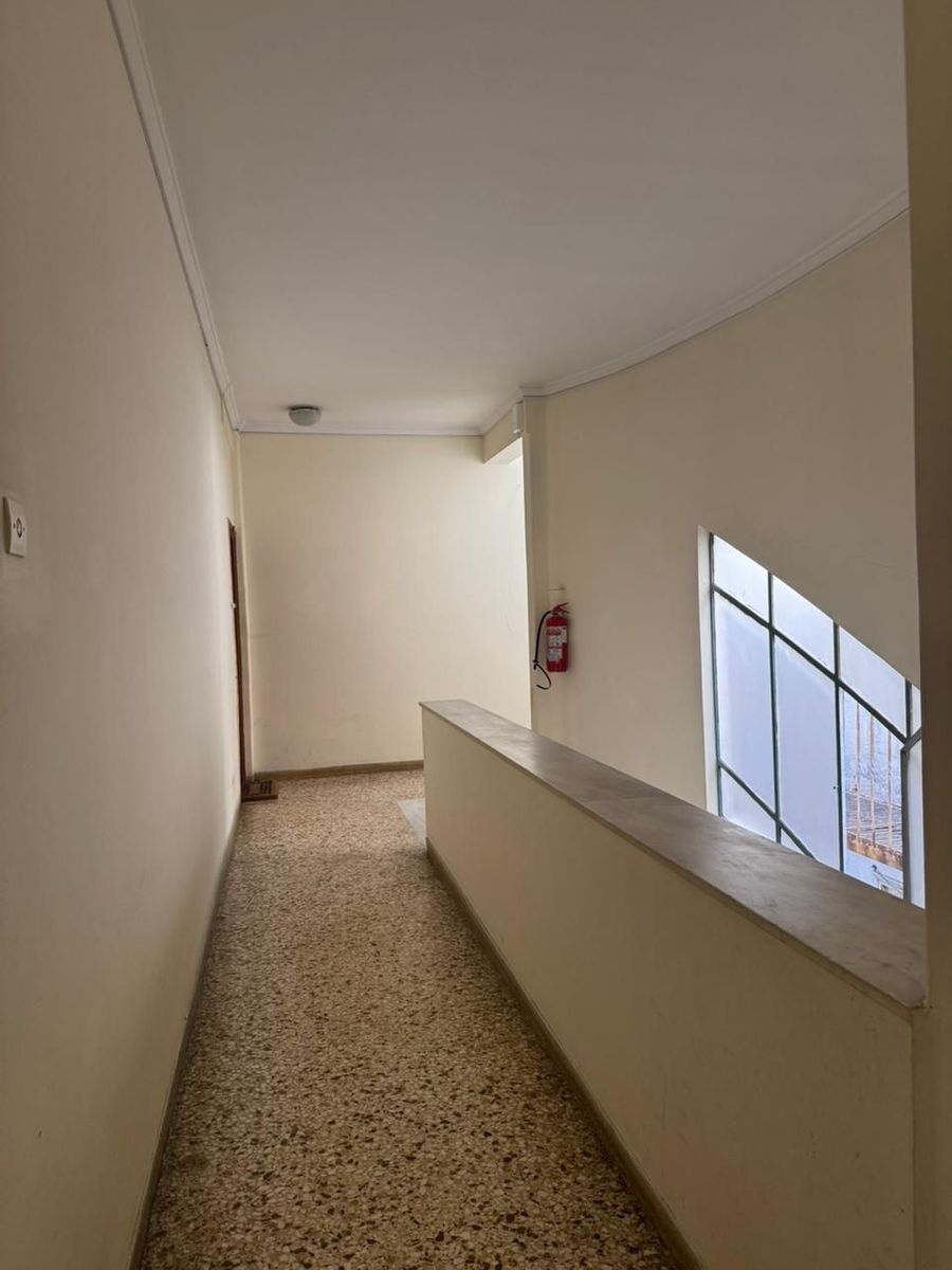 Квартира 91 м²