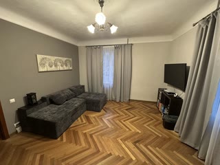 Продається 2к кімнатна під житло або бізнес, Солом’янський р-н