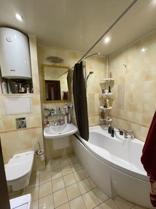 Продам 3к, 68 кв, 10 поверх/10,еврорем,  5 хв. від метро Київська