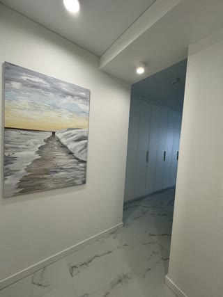 For Sale 2-room Apartment in Rogatinsky Residential Complex, Center
