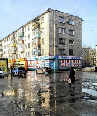 Продам 4х кімнатну квартиру