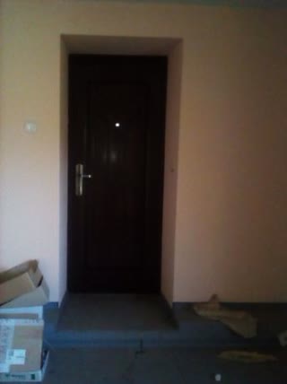 Продаю нежитлове приміщення