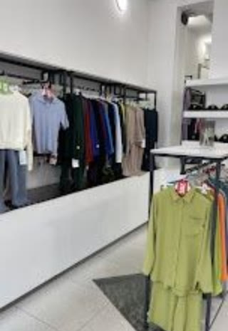 Продаж фасадної торгової точки 54 м² у центрі — вул. Сумська (біля ТРЦ "Ave Plaza")