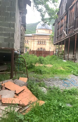 იყიდება ნაკვეთი ონში
