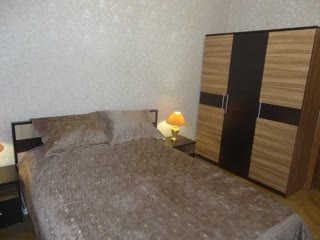 Продається 2-х кімнатна 56 кв.м. меблі євроремонт