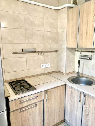 Продам 1-комн. квартиру Салтовка, Героев Труда