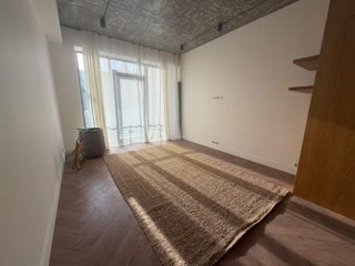 Stylish Apartment with a Brand-New Renovation near Lisi Lake