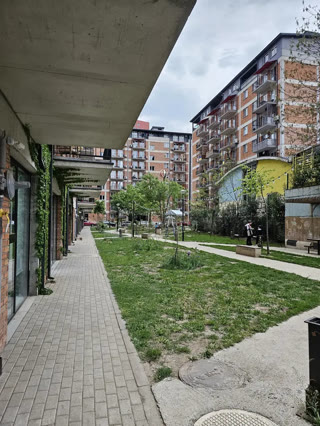 ქირავდება საოფისე კომერციული ფართი საბურთალოზე
