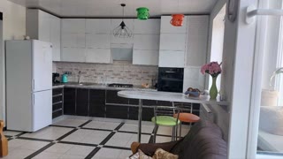 Продам 2к двоповерхову квартиру, м-н Горизонт