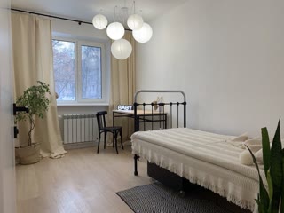 Продам 3к квартиру  65 кв м с капремонтом, Салтовка по ул. Валентиновской, 65м