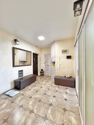 Продаж 3-кімнатної квартири в ЖК Паркові Озера біля метро Лівобережна та Дарниця