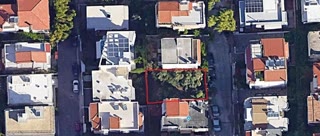 300 m² Plot