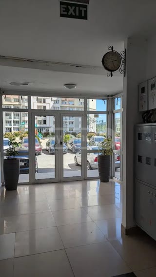 იყიდება 2 ოთახიანი ბინა ისანში