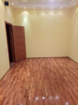 Продаж 3-кімнатної квартири біля метро Дарниця