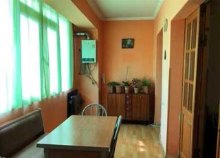 იყიდება 3 ოთახიანი ბინა სამგორში