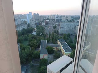 Продаж 1 кімнатної квартири на Лівобережній