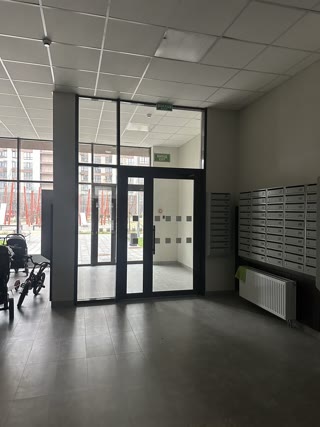Продаж 2-кімнатної квартири в ЖК Варшавський -2