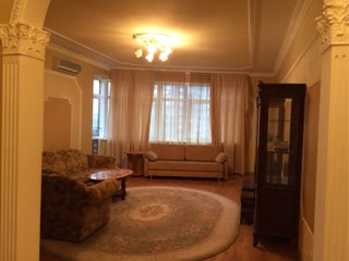 Продаж 4-кімнатної квартири, Старонаводницька, Печерськ