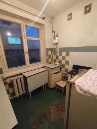Продам 2к квартиру на Коммунальном рынке, Нові Дома