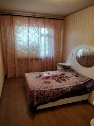 Продам 4 комн квартиру Одесська