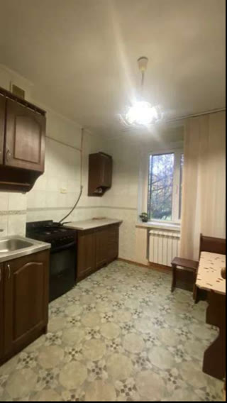 Продам 1 к.кв. на Байрона, Нові Дома