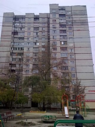Продам 4-х кімнатну квартиру Салтівка, 624 мкр-н