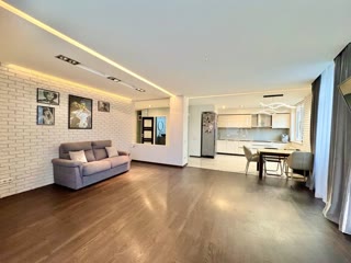 Продаж 3к квартири ЖК Сонячна брама