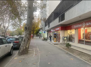 ქირავდება უნივერსალური კომერციული ფართი ნაძალადევში