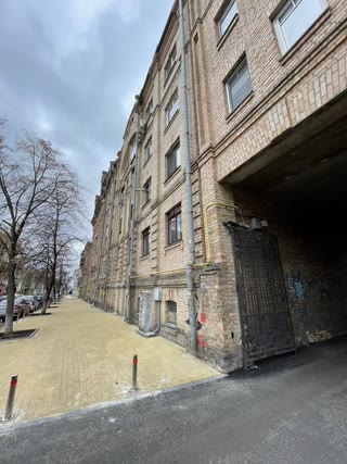 Продажа 2к квартиры ул. Андреевская